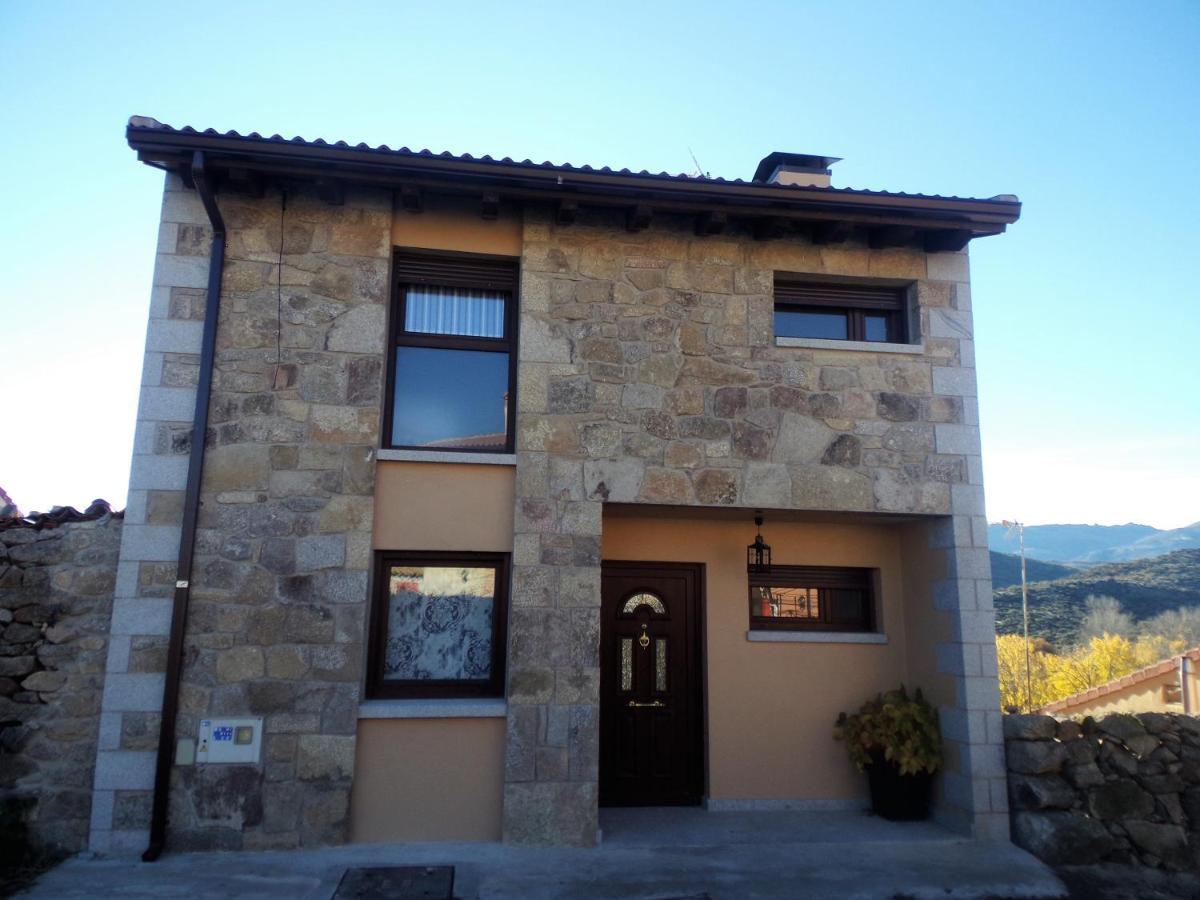 Pendan De Gredos Vila San Martín del Pimpollar Exterior foto